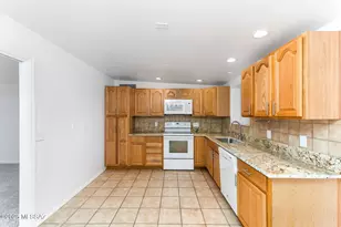 1033 W Lind St, Tucson, AZ 85705 - Photo 4