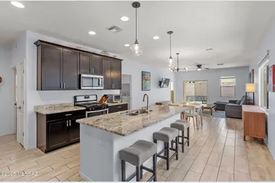 7064 E Calle Arco Iris, Tucson, AZ 85756 - Photo 2