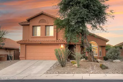 10527 N Camino Rosas Nuevas, Oro Valley, AZ 85737 - Photo 2