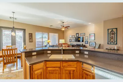 12899 N Eagle Mesa Place, Marana, AZ 85658 - Photo 10