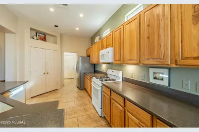 12899 N Eagle Mesa Place, Marana, AZ 85658 - Photo 8