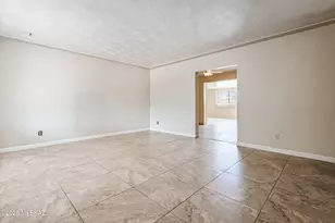 5731 E Helen St, Tucson, AZ 85712 - Photo 18