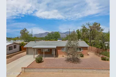 5731 E Helen Street, Tucson, AZ 85712 - Photo 1