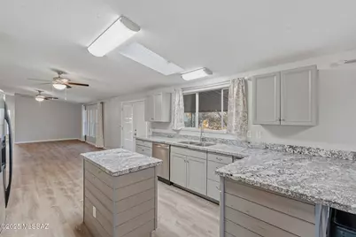 9740 N Running Back Way, Marana, AZ 85653 - Photo 10