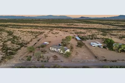 9740 N Running Back Way, Marana, AZ 85653 - Photo 32
