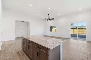 4739 E 4th St, Tucson, AZ 85711 - Photo 8