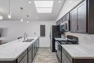 997 W Paria Ln, Tucson, AZ 85704 - Photo 10