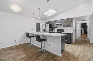 997 W Paria Ln, Tucson, AZ 85704 - Photo 10