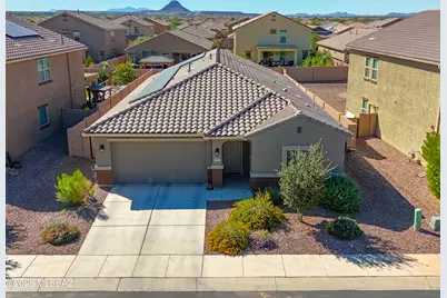 10091 N Smooth Agave Loop, Marana, AZ 85653 - Photo 2