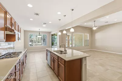 2259 E Madera Plateau Drive, Green Valley, AZ 85614 - Photo 16