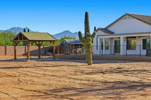 17821 S Golden Valley Dr, Sahuarita, AZ 85629 - Photo 2