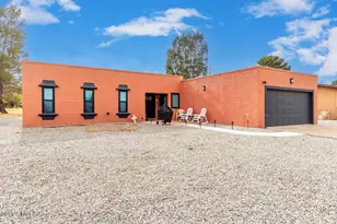 1018 E Geneva St, Pearce, AZ 85625 - Photo 2