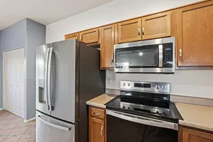 37 E Calle Trona, Green Valley, AZ 85614 - Photo 10