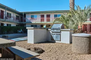 835 N 6th Ave, Tucson, AZ 85705 - Photo 8