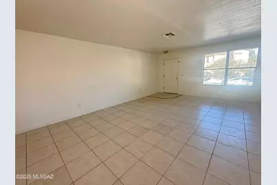 3933 W Rock Basin Lane, Tucson, AZ 85745 - Photo 6