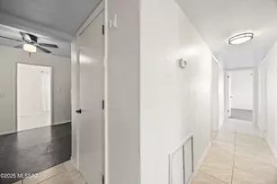 1232 N Swan Rd, Tucson, AZ 85712 - Photo 20