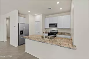 12540 N Krista Ave, Marana, AZ 85653 - Photo 8