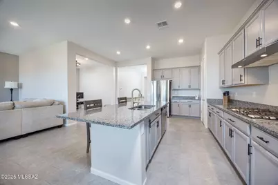 5197 W Ridgemont Court, Tucson, AZ 85742 - Photo 6