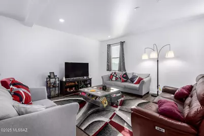 6322 S Crescent Peak Drive, Tucson, AZ 85706 - Photo 4