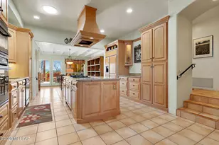 11455 N Flying Bird Dr, Oro Valley, AZ 85737 - Photo 12