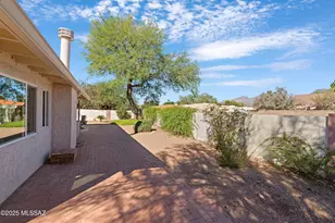 7451 E La Cienega Dr, Tucson, AZ 85715 - Photo 18