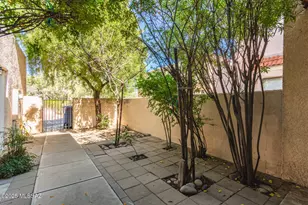 7872 E 35th St, Tucson, AZ 85710 - Photo 4