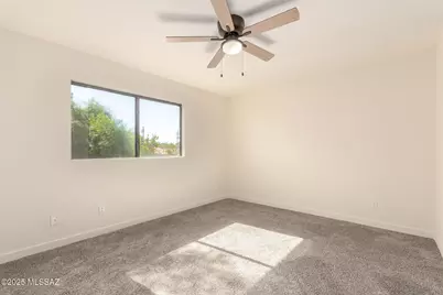 7872 E 35th Street, Tucson, AZ 85710 - Photo 12