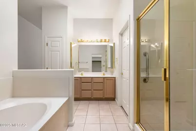 1427 W Cathedral Way, Oro Valley, AZ 85737 - Photo 18