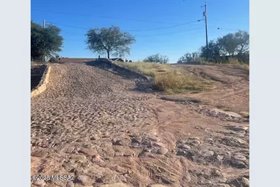 160 Via Orquidia, Rio Rico, AZ 85648 - Photo 28