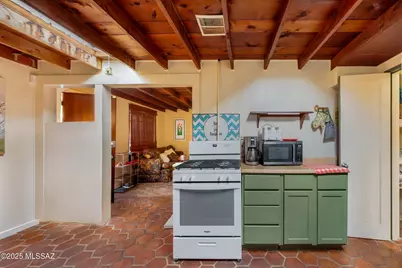 2813-2815 N Castro Avenue, Tucson, AZ 85705 - Photo 8
