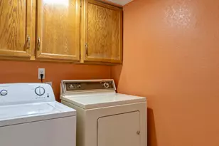 2141 N Nightshade Dr, Tucson, AZ 85715 - Photo 20