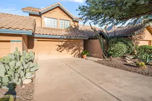 1377 E Stoney Canyon Cir, Oro Valley, AZ 85737 - Photo 2