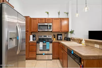 2016 E River Road #204, Tucson, AZ 85718 - Photo 1