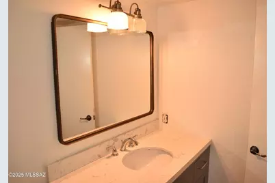 1620 N Wilmot Road #UNIT E155, Tucson, AZ 85712 - Photo 14