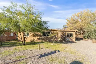 3927 E Lind Rd, Tucson, AZ 85712 - Photo 2