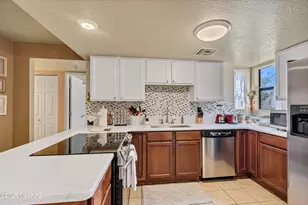 5051 N Sabino Canyon Rd, Tucson, AZ 85750 - Photo 10