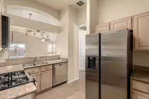 5575 W Durham Hills St, Marana, AZ 85658 - Photo 10