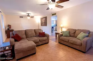 45 Calcite Dr, Tucson, AZ 85745 - Photo 12