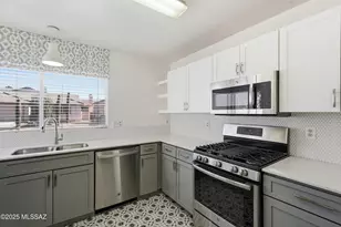 9907 N Woodstone Trail, Tucson, AZ 85742 - Photo 6