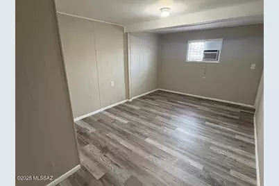 1089 W Schafer Drive, Tucson, AZ 85705 - Photo 4
