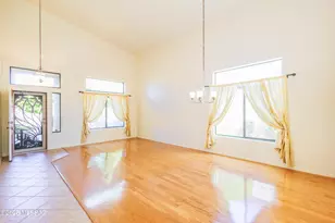 7485 W Crimson Ridge Dr, Tucson, AZ 85743 - Photo 6