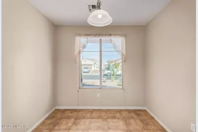 299 W Calle Del Estribo, Sahuarita, AZ 85629 - Photo 10