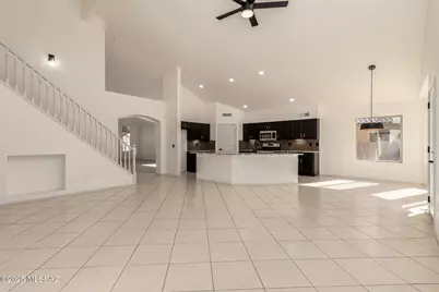 12403 N Echo Valley Drive, Oro Valley, AZ 85755 - Photo 10