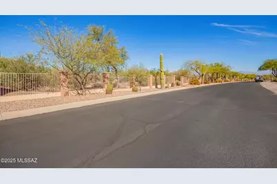 479 W Calle Moncayo, Sahuarita, AZ 85629 - Photo 28