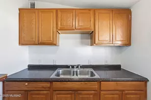 2118 S Campbell Ave, Tucson, AZ 85713 - Photo 16