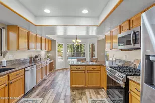 1968 W Muirhead Loop, Tucson, AZ 85737 - Photo 10