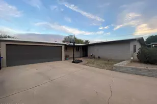 7641 E Adams Dr, Tucson, AZ 85715 - Photo 6