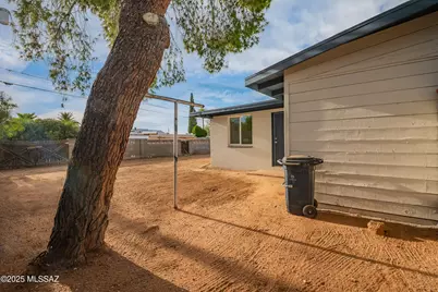 1610 S Avenida Regulo, Tucson, AZ 85710 - Photo 34