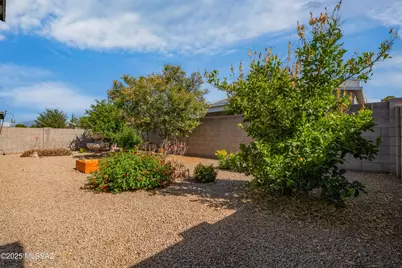 7526 E Chalkboard Court, Tucson, AZ 85715 - Photo 12