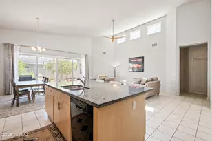 7526 E Chalkboard Ct, Tucson, AZ 85715 - Photo 8